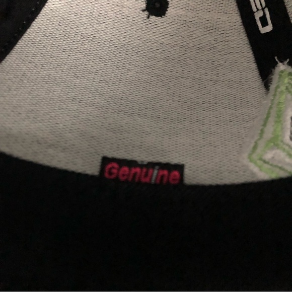 Volcom Hat, new condition - Picture 6 of 7